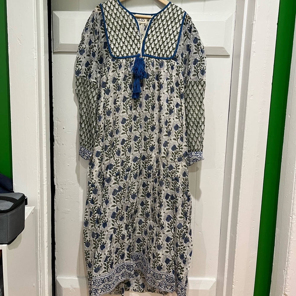 Summer bleu and white Indian summer dress